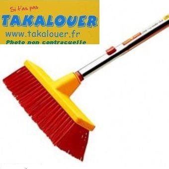 TAKALOUER : Nettoyage - Balai avec manche télescopique de 2.2 à 4 mètres. -  Location de matériel à Angers